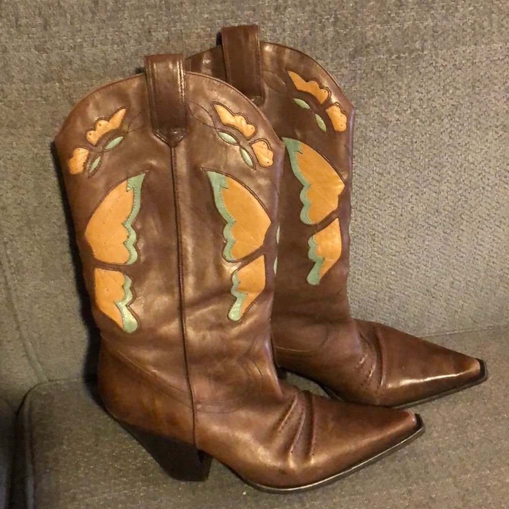 Brown leather nine west butterfly boots size 10